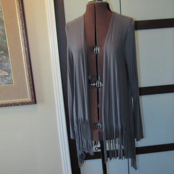 Women's Charlie Paige Fringed Wraps/Jackets. Size M. One Grey, one Beige. - Picture 9 of 9